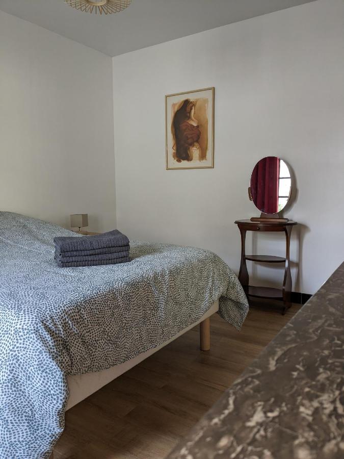 Au Chalet D'Illiers Combray, Grand Jardin Arbore Exterior foto
